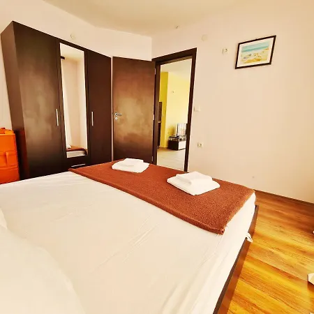 Apartment House Black Sea